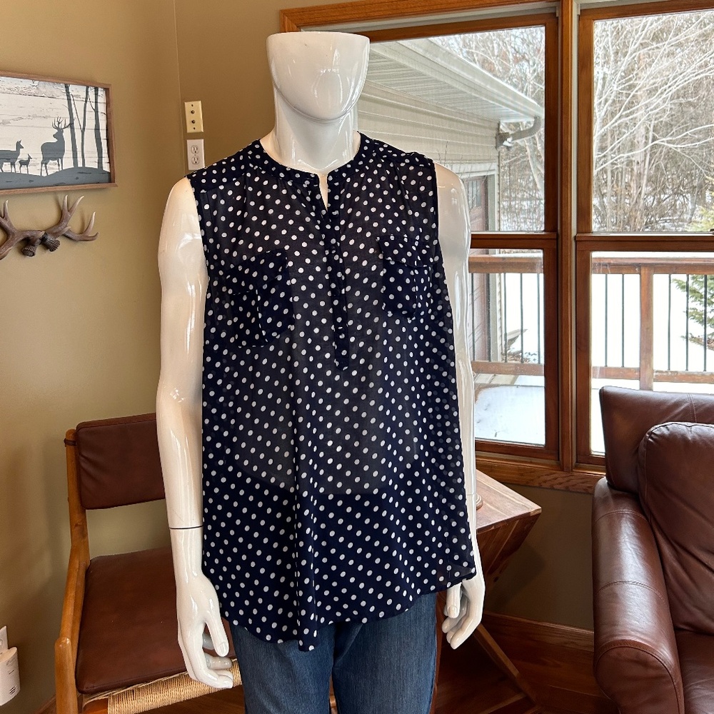 TORRID Super Cute Sheery Navy Blue Sleeveless Blouse with Polka Dots 3X